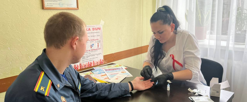 Узнай свой тест: в День борьбы со СПИДом В Донецкой Народной Республике прошла масштабная акция